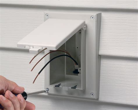 junction box for vinyl siding